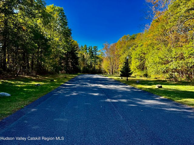 67 Falling Waters Drive, Palenville, NY 12463