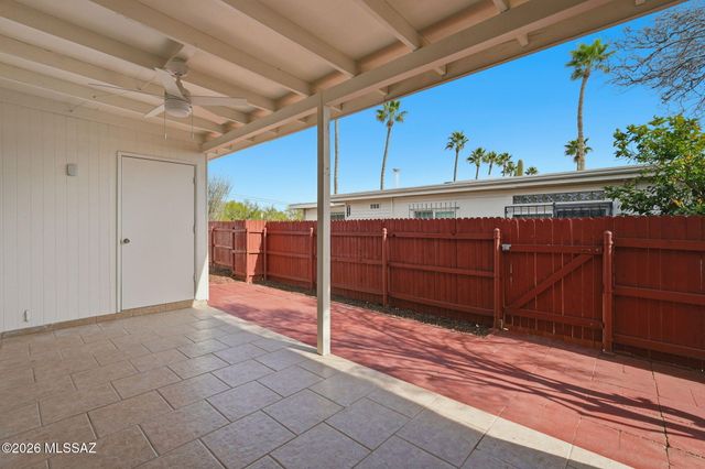 1 S Fluorite Drive, Tucson, AZ 85745