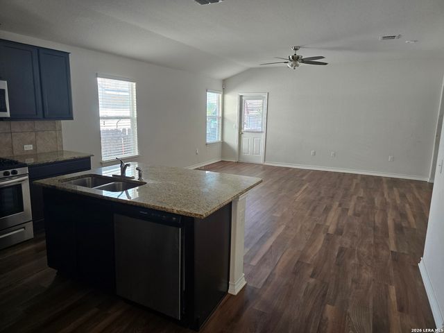 707 Mizuno Way, San Antonio, TX 78221