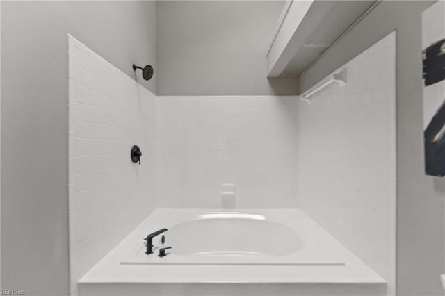 948 Saint Andrews Reach Apt B, Chesapeake, VA 23320