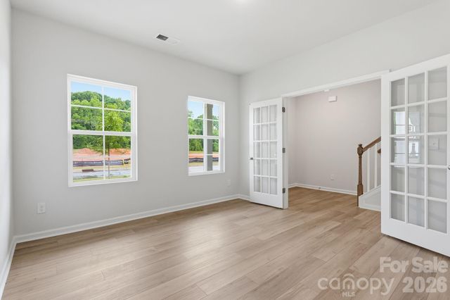 4013 Juno Drive, Charlotte, NC 28215