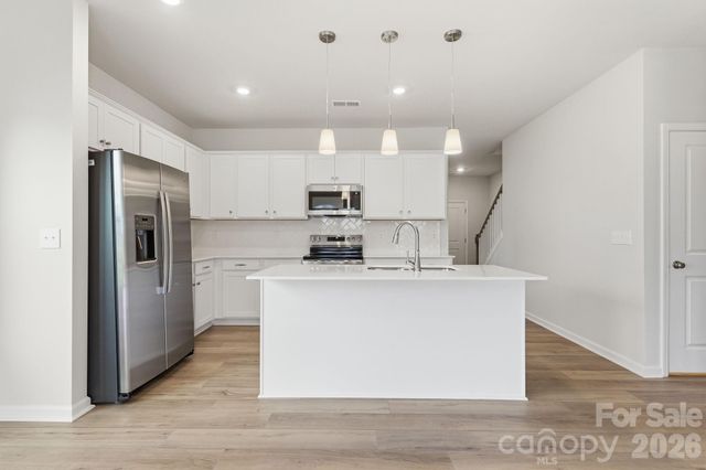 4013 Juno Drive, Charlotte, NC 28215