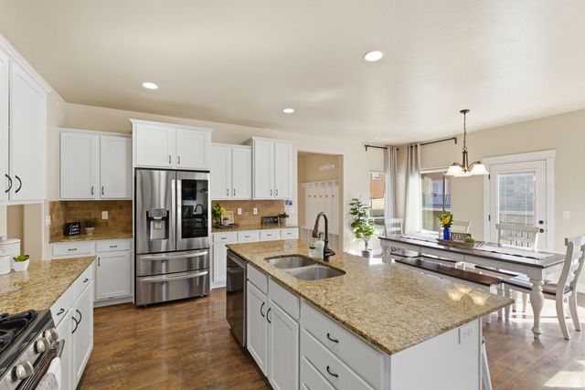 1497 W MEADOW GLEN DR, Bluffdale, UT 84065