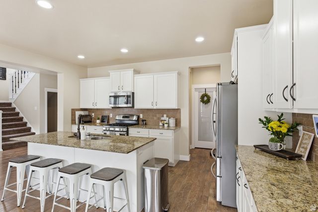 1497 W MEADOW GLEN DR, Bluffdale, UT 84065