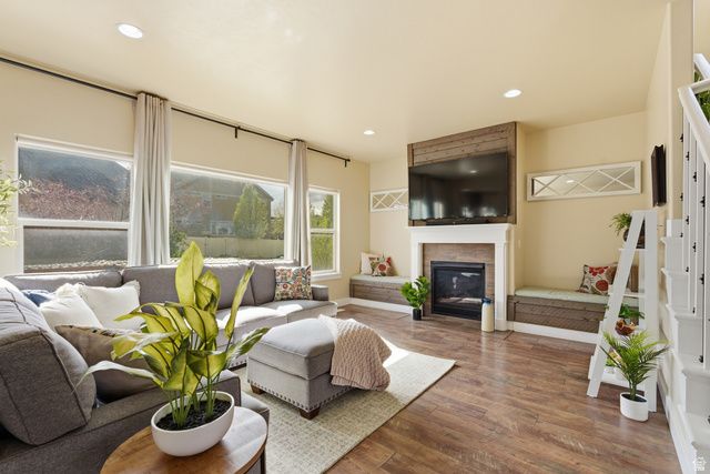 1497 W MEADOW GLEN DR, Bluffdale, UT 84065