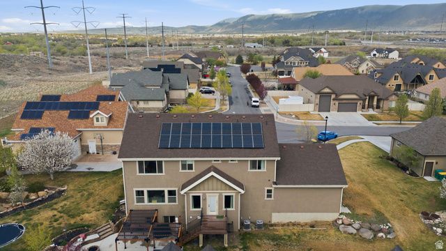 1497 W MEADOW GLEN DR, Bluffdale, UT 84065