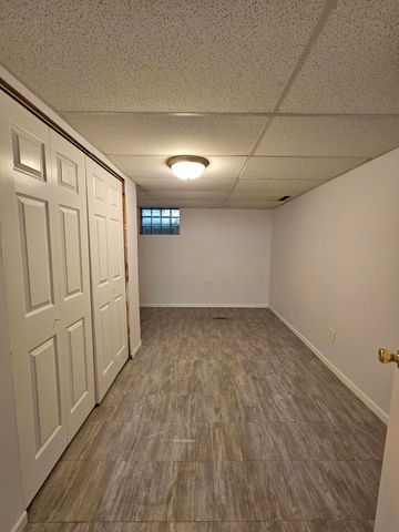 6914 Baring Avenue, Hammond, IN 46324