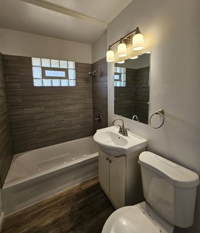 6914 Baring Avenue, Hammond, IN 46324