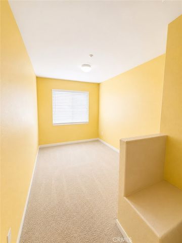 7867 La Monica, Highland, CA 92346