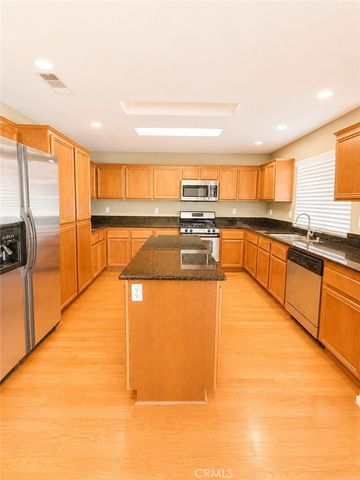 7867 La Monica, Highland, CA 92346