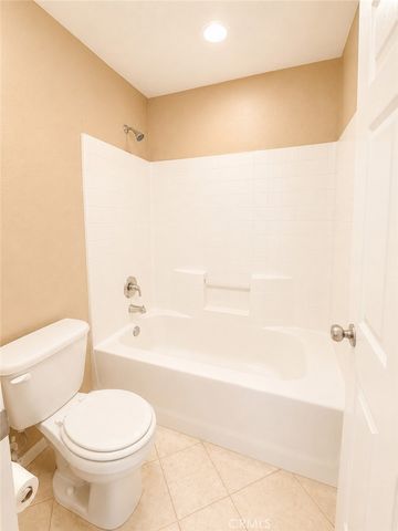 7867 La Monica, Highland, CA 92346