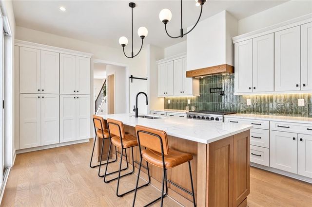 940 Laurel Brooke Avenue, Peachtree City, GA 30269