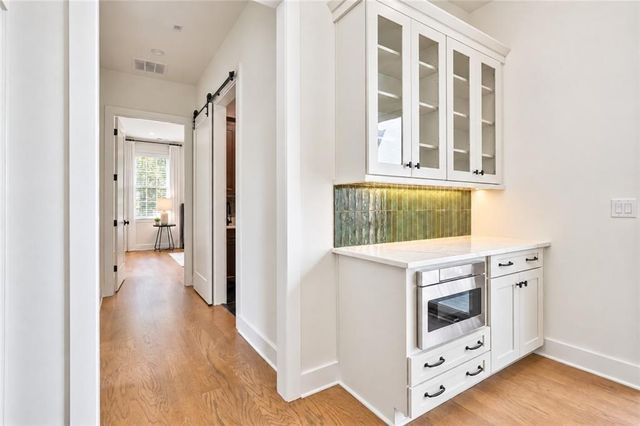 940 Laurel Brooke Avenue, Peachtree City, GA 30269