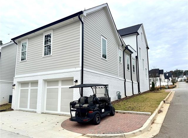 940 Laurel Brooke Avenue, Peachtree City, GA 30269