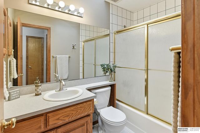 1015 Wilmont Street, Fremont, NE 68025