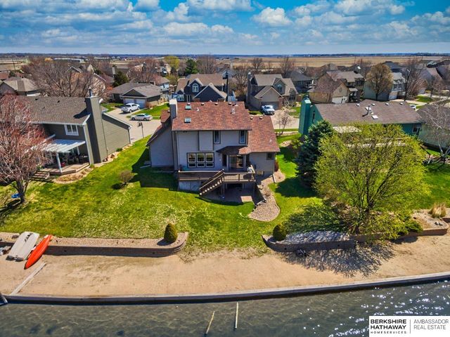 1015 Wilmont Street, Fremont, NE 68025