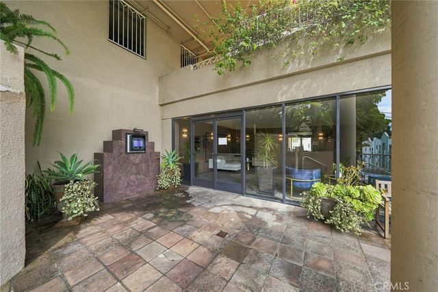 2222 N Beachwood Drive 105, Los Angeles, CA 90068