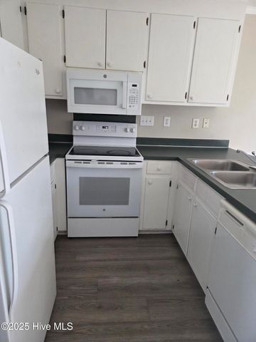 914 Spring Forest Road C3, Greenville, NC 27834