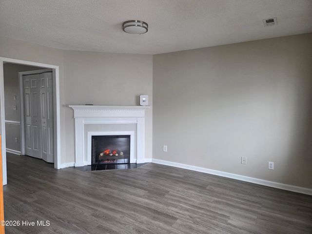 914 Spring Forest Road C3, Greenville, NC 27834