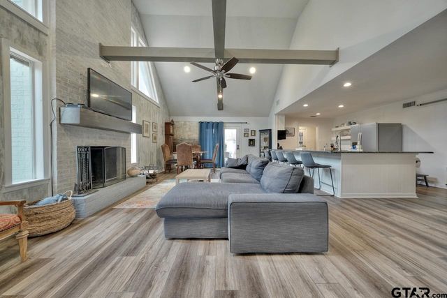 426 Lonestar Ln, Hideaway, TX 75771