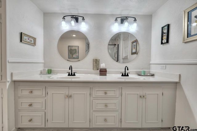 426 Lonestar Ln, Hideaway, TX 75771