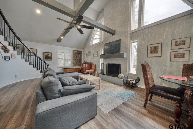 426 Lonestar Ln, Hideaway, TX 75771