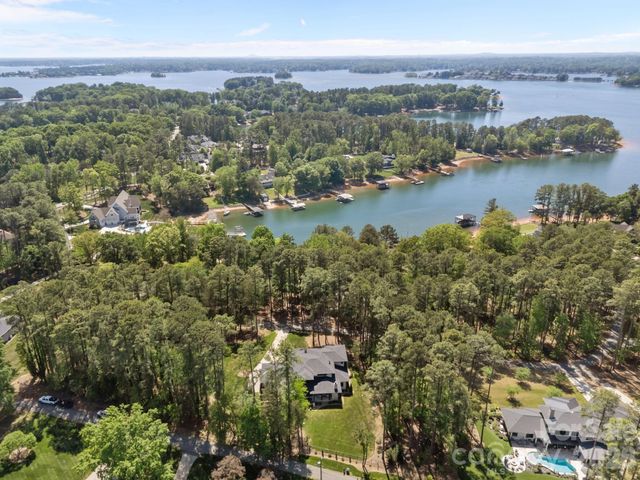 132 Binns Road, Mooresville, NC 28117