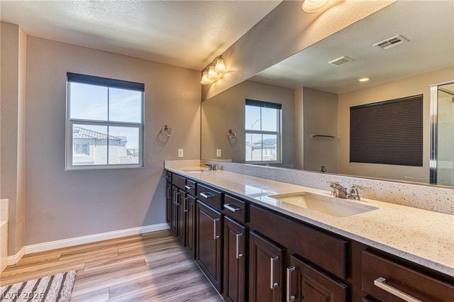 5631 Weeping Wall Street, North Las Vegas, NV 89031