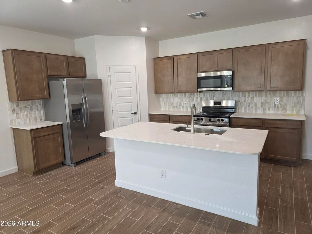 12591 W LOCUST Lane, Avondale, AZ 85323 — photo 2