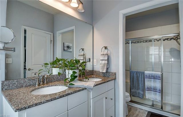 504 Clara LN, Virginia Beach, VA 23451