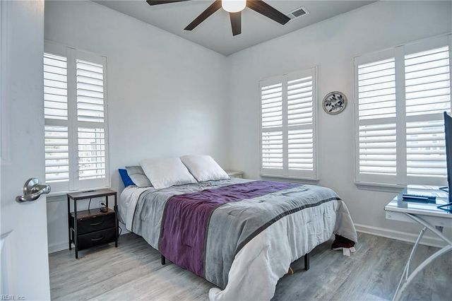 504 Clara LN, Virginia Beach, VA 23451
