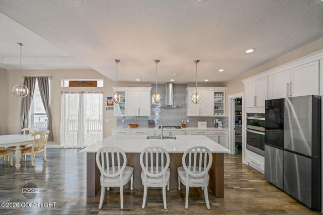 4949 E Chick Circle, Wasilla, AK 99654