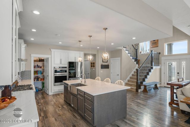4949 E Chick Circle, Wasilla, AK 99654