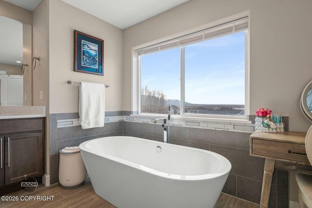 4949 E Chick Circle, Wasilla, AK 99654