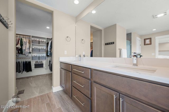 4949 E Chick Circle, Wasilla, AK 99654