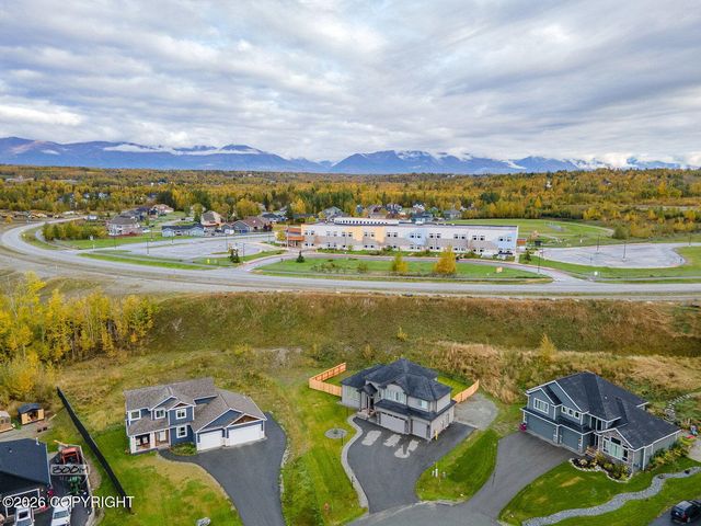 4949 E Chick Circle, Wasilla, AK 99654