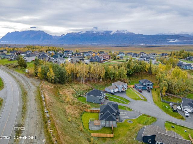 4949 E Chick Circle, Wasilla, AK 99654