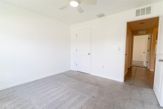 6747 SE 3RD LOOP, Ocala, FL 34472