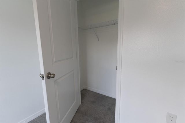 6747 SE 3RD LOOP, Ocala, FL 34472