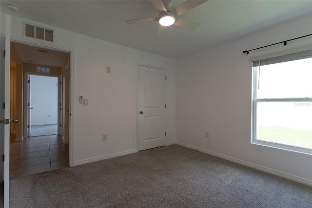 6747 SE 3RD LOOP, Ocala, FL 34472