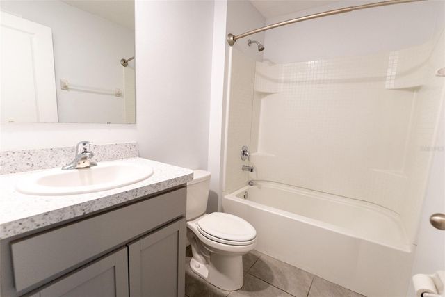 6747 SE 3RD LOOP, Ocala, FL 34472