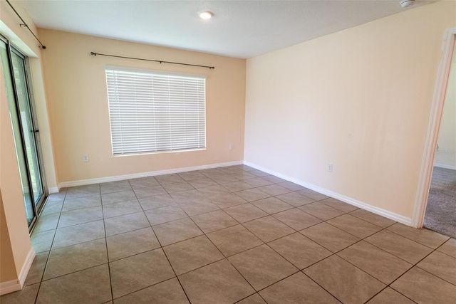 6747 SE 3RD LOOP, Ocala, FL 34472