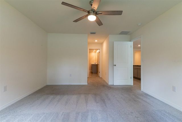 6747 SE 3RD LOOP, Ocala, FL 34472
