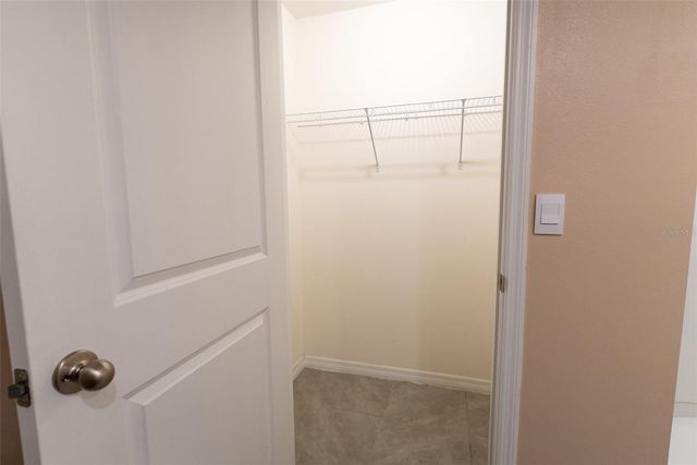 6747 SE 3RD LOOP, Ocala, FL 34472