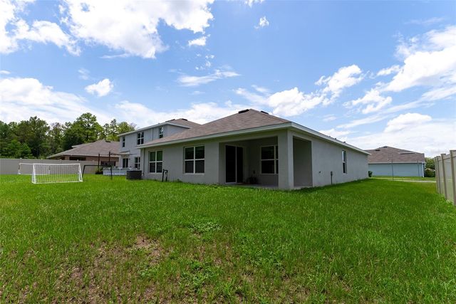 6747 SE 3RD LOOP, Ocala, FL 34472