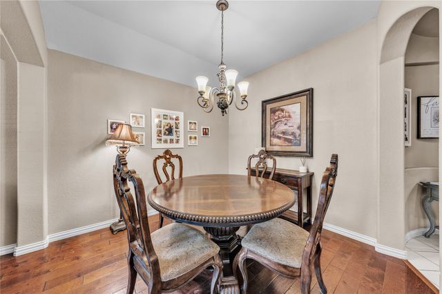 404 Bryn Mawr Lane, Van Alstyne, TX 75495