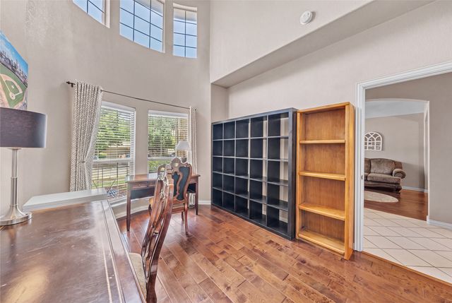 404 Bryn Mawr Lane, Van Alstyne, TX 75495