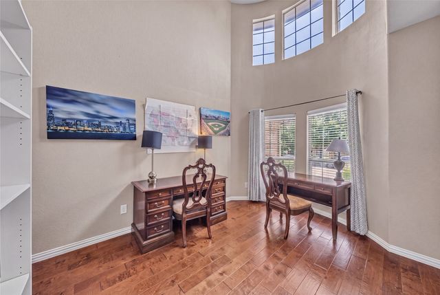 404 Bryn Mawr Lane, Van Alstyne, TX 75495