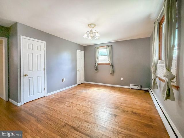 478 CEDAR AVE, Feasterville-trevose, PA 19053