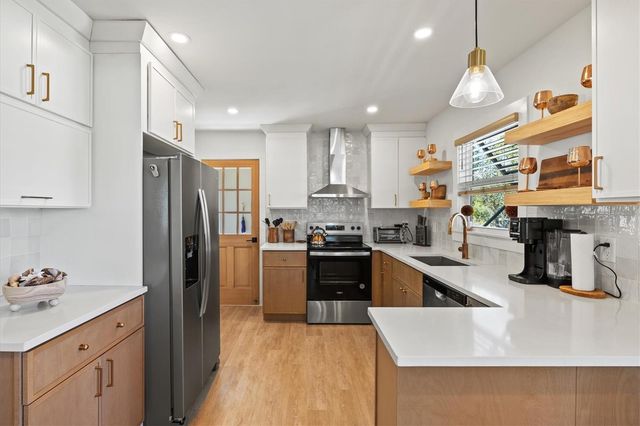 2226 ARLINGTON STREET, Sarasota, FL 34239